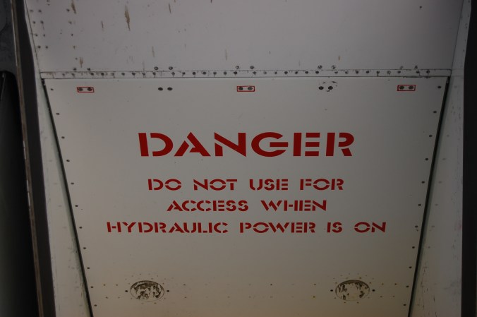 british_airways_concorde_g-boad_warning_28361927614029